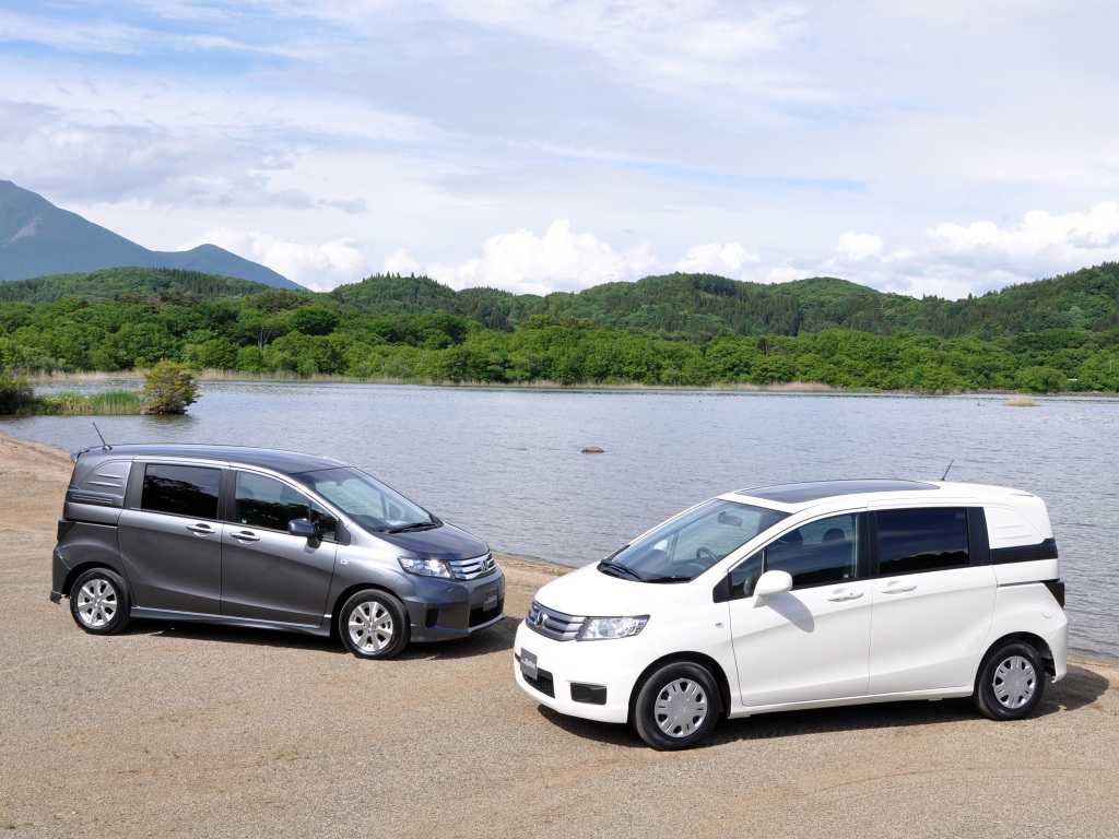 Фотографии honda freed