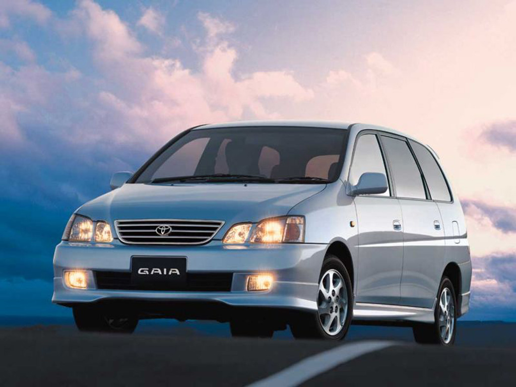 Toyota Gaia -проверенный временем минивэн - Семейный-Автомобиль