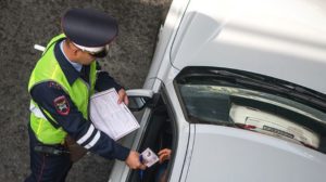 Автомобили без страховки предложили отправлять на штрафстоянку