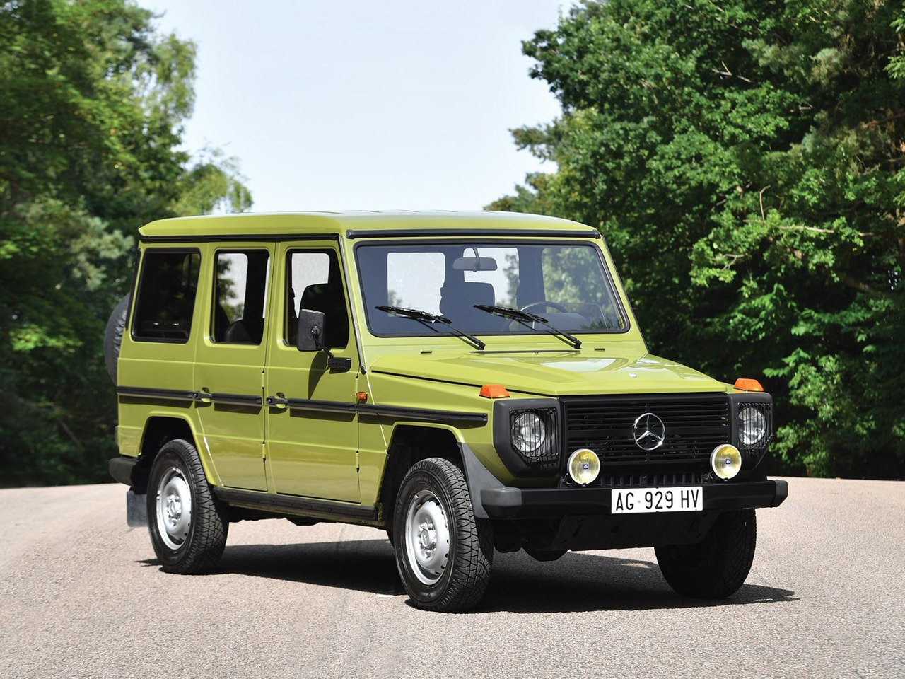 Mercedes-Benz g-class w460