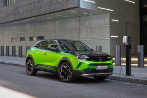 Opel Mokka-e не успевают производить