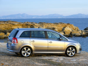 Opel Zafira B обзор и характеристики семейного минивэна