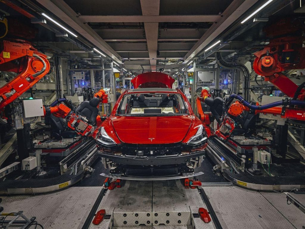 Завод Tesla в Калуге