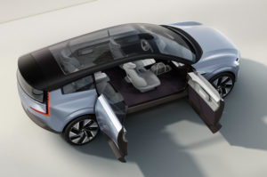 Volvo Concept Recharge анонсирует флагманский внедорожник