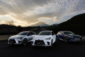 Новый Lexus RX — в Японии стартовали продажи