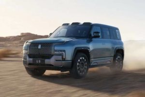 BYD Yangwang U8 – раскрыт салон электровнедорожника